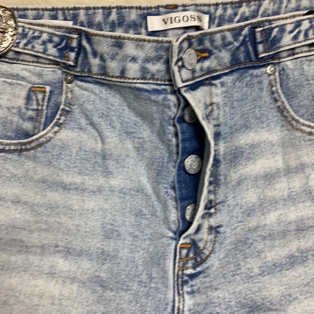 Vigross Frankie Slim Straight Leg Buckle Belt Detailed Cropped Jeans, Size 32 - Picture 9 of 10